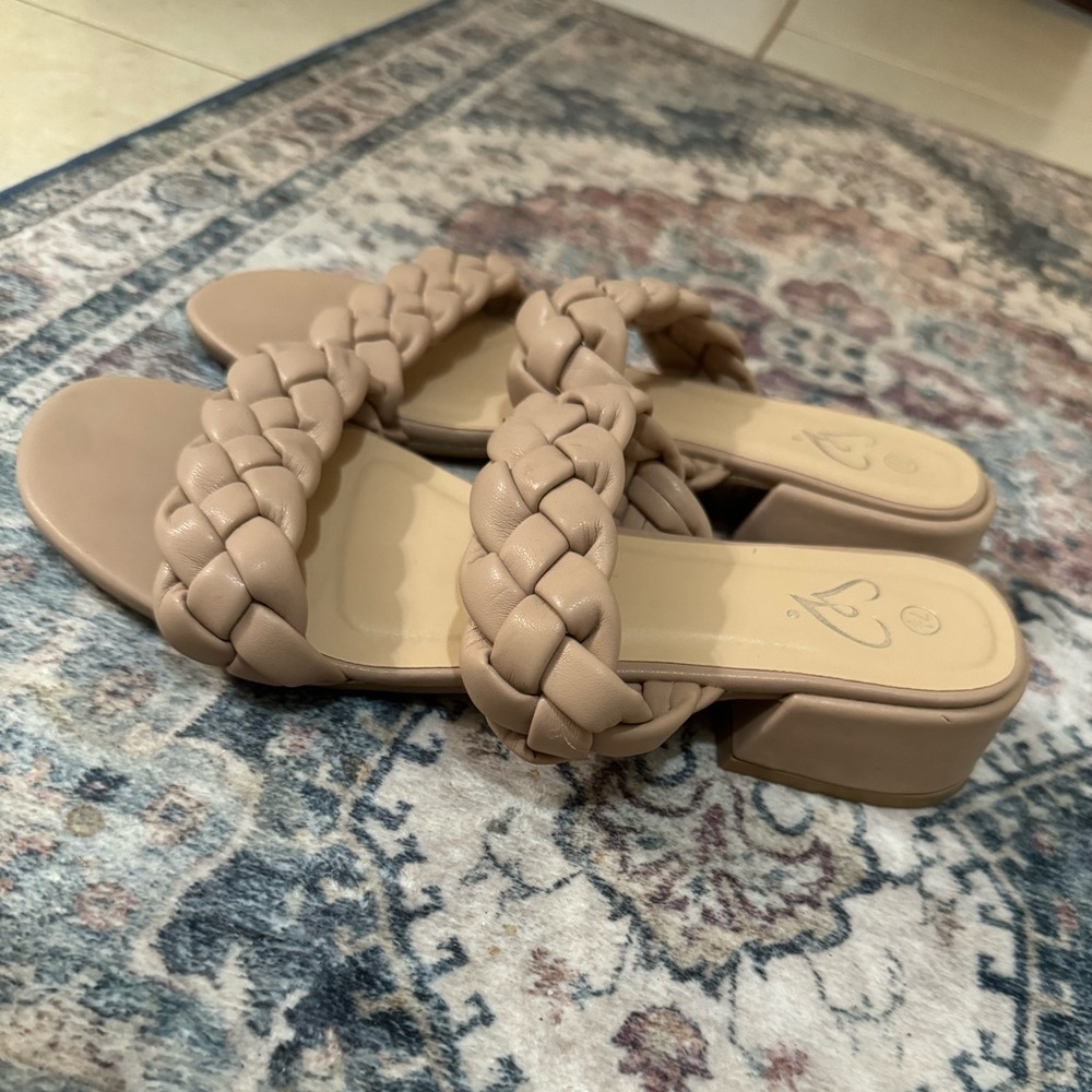 Braided Tan Women's Sandals